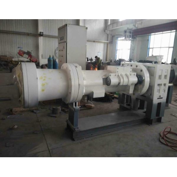 110KW White Rubber Extruder for Truck Inner Tube/ Engineering Extruder Machine