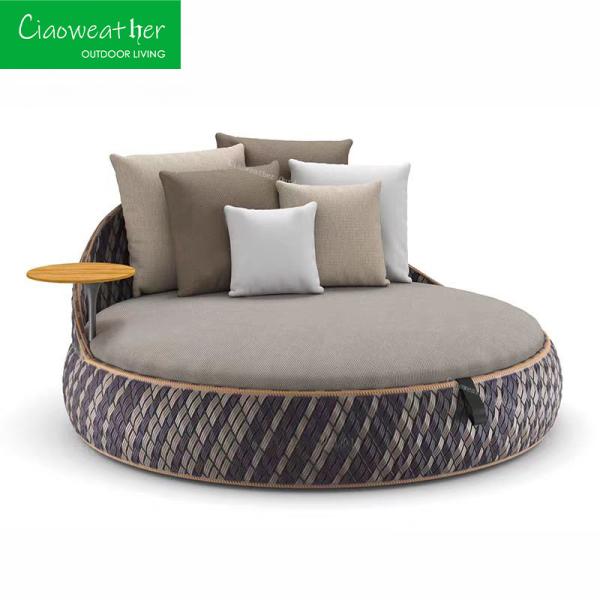 Customized Color Sun Lounger Round Lounger Waterproof Beach Chair Garden Daybed Sets Furniture Outdoor Bed with Table