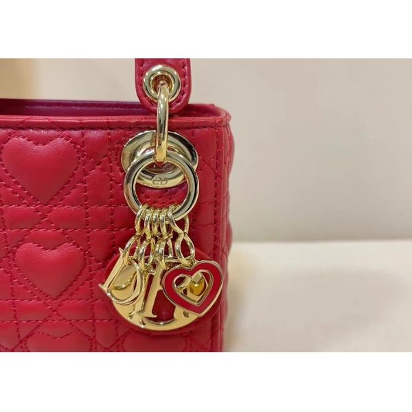 Heart Pattan Womens Luxury Handbag 12cm Length For Chinese Valentine's Day