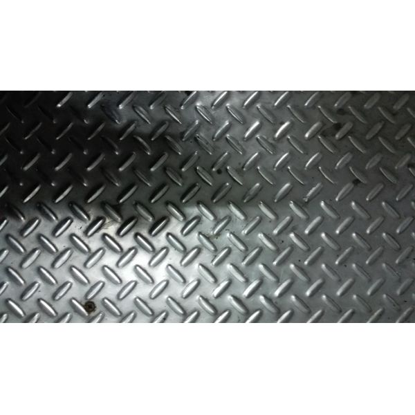 304 304L 316 316L Stainless Steel Checkered Plate 0.3mm-30mm
