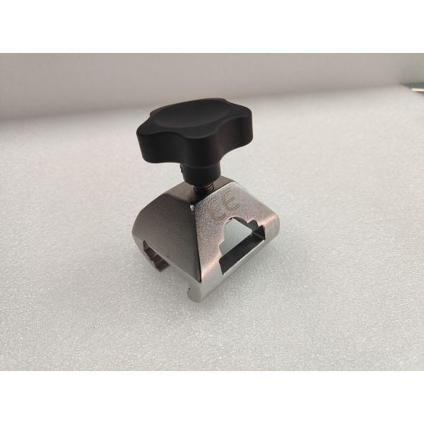 ステンレス鋼の手術用器具用操作テーブルクランプ