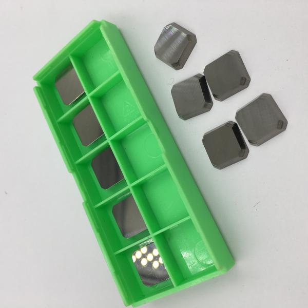 O carboneto feito sob encomenda do tungstênio Indexable introduz ferramentas de corte da eficiência elevada