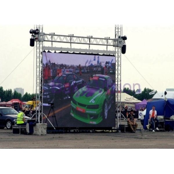 Изогнутый дисплей СИД 4000nits IP65 SMD2727 P4.81 на открытом воздухе арендный