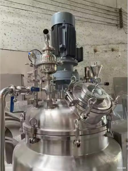 Máquina emulsionadora al vacío de acero inoxidable para crema cosmética con motor