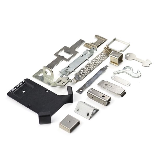 Le vélo de montagne en aluminium pédale précision emboutissant des pièces saupoudrent le revêtement