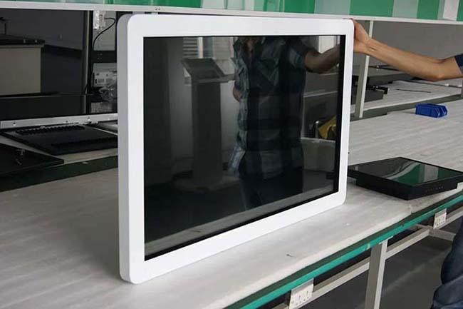 32 Inch Wifi Network Advertising Touch Screen LCD Monitor PC Super Wide 1920 X 1080 Full HD