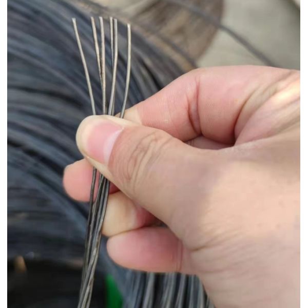 1.2MMx6 / 1.1MMx7 Скрученная черная прожектованная железная проволока для рынка Израиля