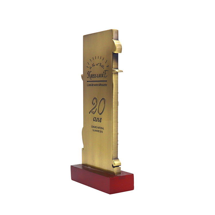 Customized Logo Zinc Alloy Metal Trophy with Irregular Shape for Decoration and Commemorative Awards