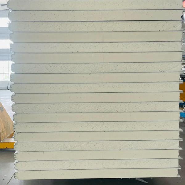 50mm Polyurethane Mortar Surface Sandwich Panel Insulation Board with 35-40kg/m3 Density Core