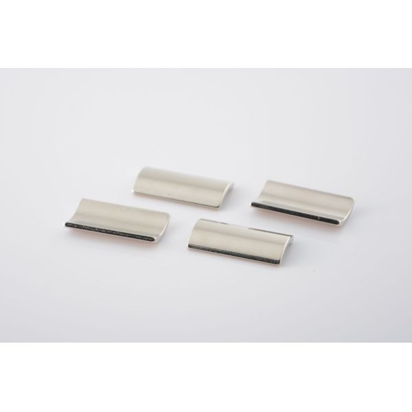 Customized NdFeB Composite Curved Magnet for Permanent Magnet Brushless DC Wheel Motor