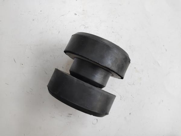 Excavator Hyundai Fitting R200 Engine Cushion