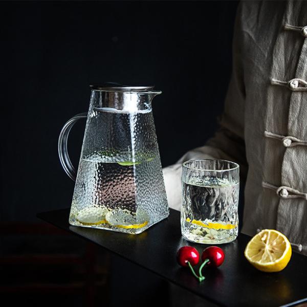 Heat Resistant Glass Water Pitcher 1500ml / 1800ml Capacity Refrigerator Safe
