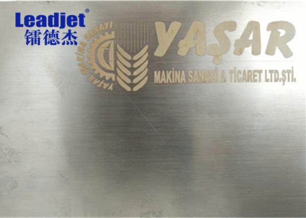 Easy Operate Mini Laser Marking Machine , Portable 20w Laser Marking Machine