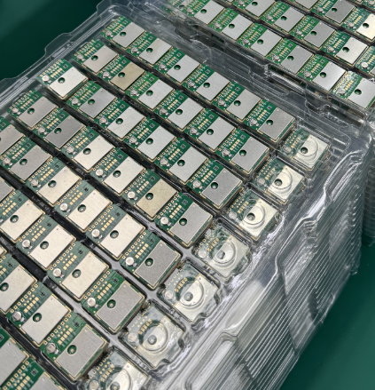 The High-precision RTK Receiver Module G-mouse Is Used for Real-time Centimeter-level Precision Positioning of Vehicles