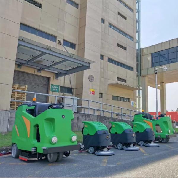 DQX10 Large-Capcity Water Tanks for Large-Area Adaptable Long Working Time cleaning High Efficiency
