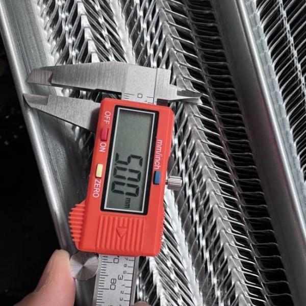 Astm C1063 Certified Hi Rib Lath With 3/8 Vertical Ridges For Wall Plastering