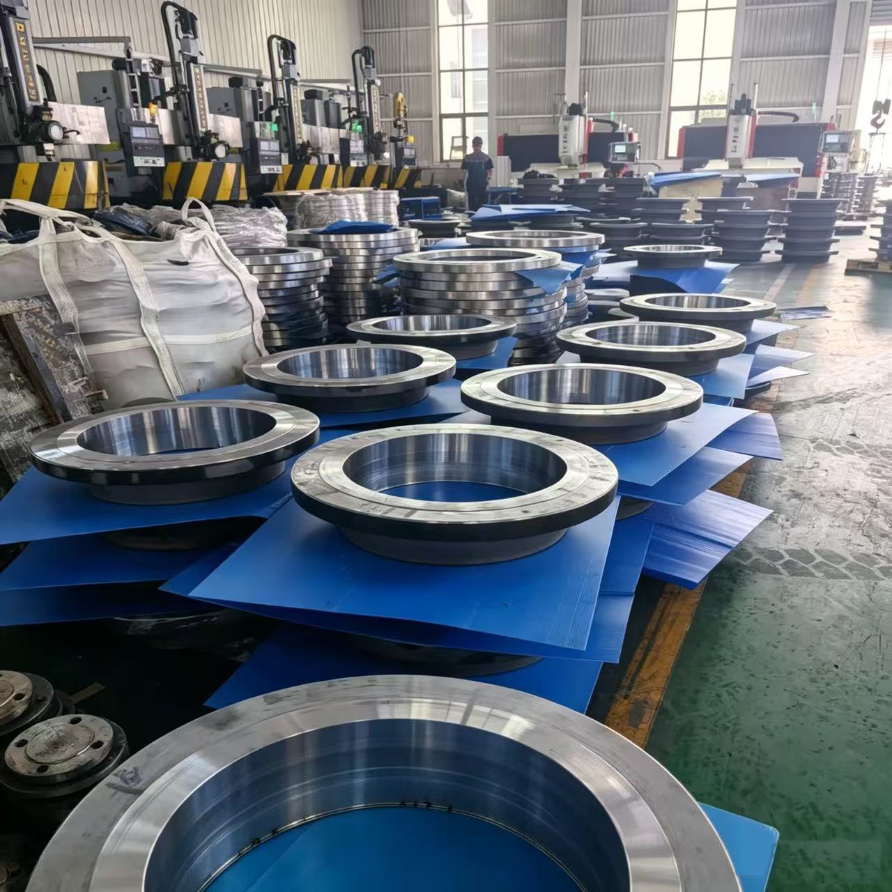 P245GH Material EN1092-1 Type 05 Blind Flange with Integral Forging and CNC Precision Machining