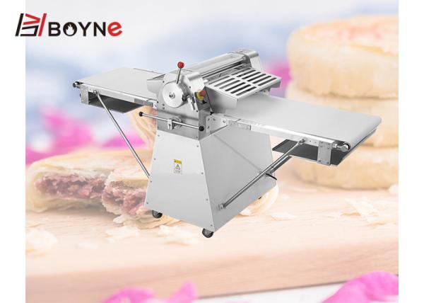 Hotel 520mm Roller Electric Dough Sheeter For Bread Pastry Baking