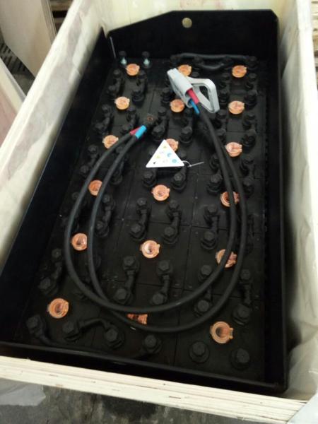 Electric Stacker / Forklift Traction Battery 48V 550Ah/5hrs Long Life