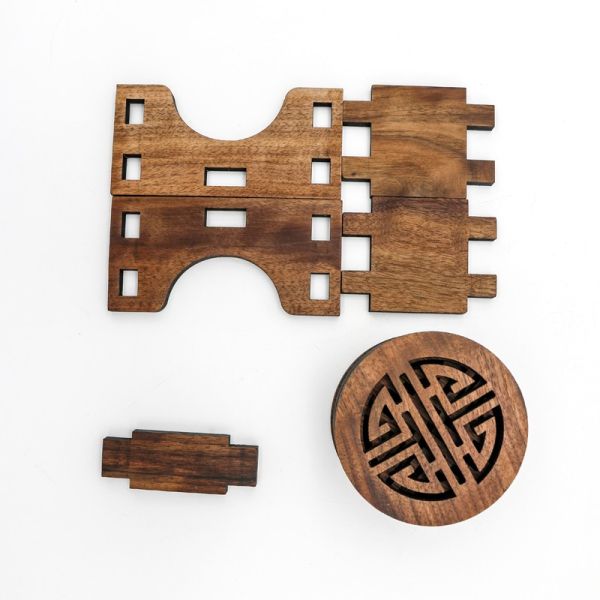 Polished Home Decor Walnut Wood Coasters Wood Drink Coasters With Holder