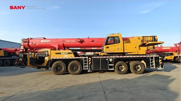 STC800E6 80 tonnes grue Jib cinq bras camion mobile à bon pour le matériel lourd