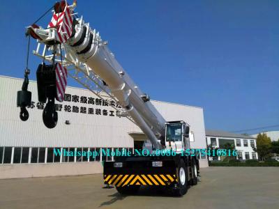 Caminhão resistente RT80 do guindaste móvel de 80 toneladas com a caixa de engrenagens automática do motor do CAT