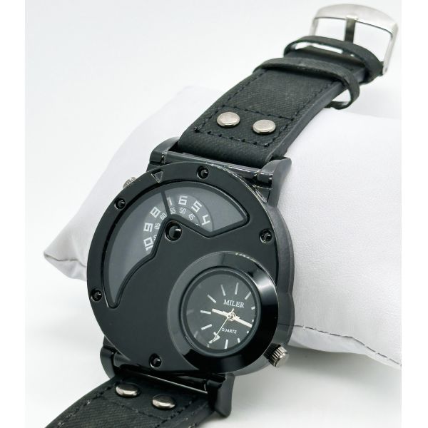 Modern Luxury Quartz Wrist Watches For Men With Hook Buckle