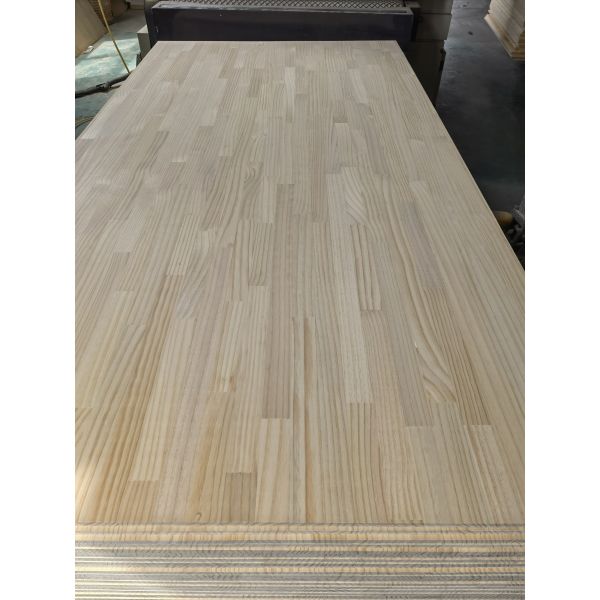 480-510 кг/м3 Сосновая древесина 18мм с пальцами, радиация Сосновые плоские доски для мебели