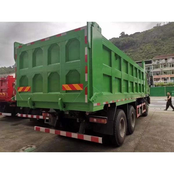 Heavy X3000 Shacman Dump Truck 375HP Tipper Dump Trailer 8X4 Euro2