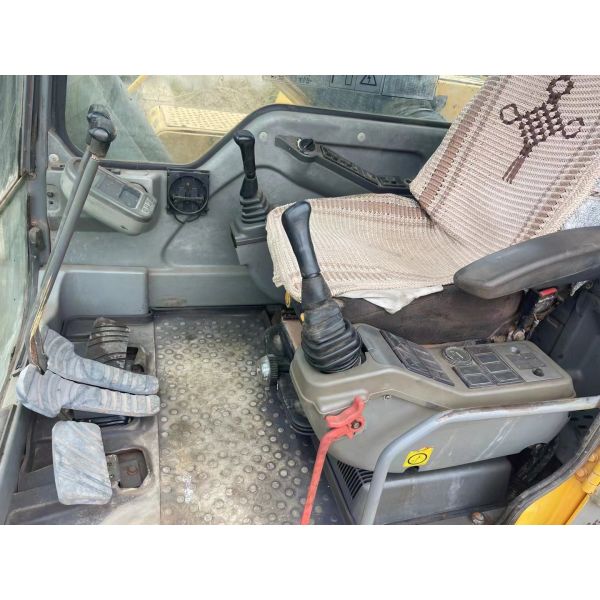 Подержанное оборудование для экскаваторов Volvo EC360 вместимостью 1,9 м3