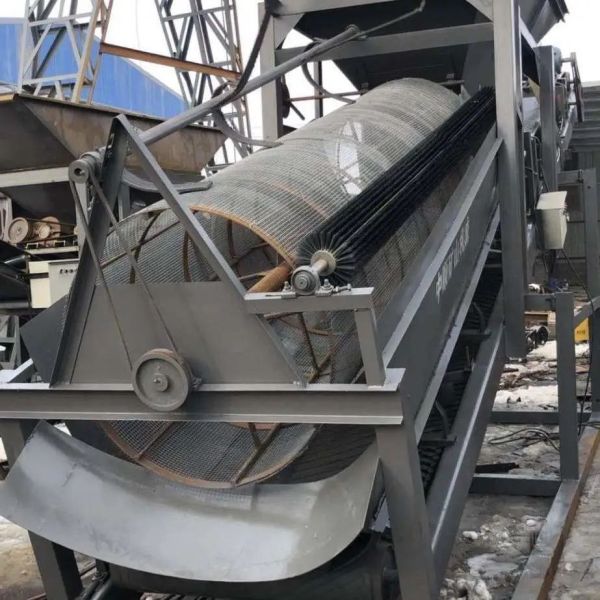 Large shaped brush roller processing and cleaning
