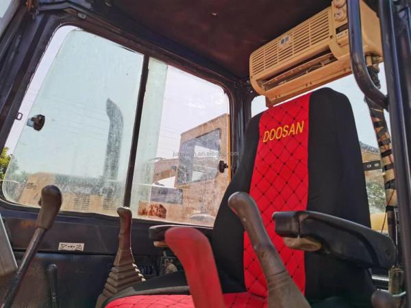 Korea Used Mini Excavator Doosan DH55 5ton Hydraulic Crawler Excavator for Sale