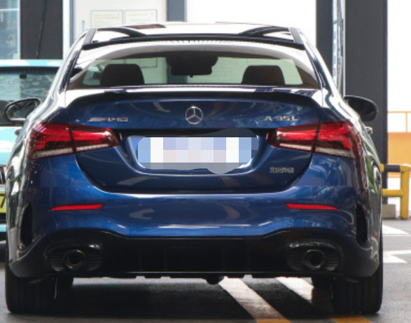 Класс AMG Benz a небольшая машина седана 2022 мест двери 5 года 35L 4MATIC 4