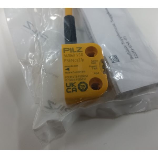 541060 - Dual Safety Channels E-Stop - SIL 3 Metal Machine Safety Relay