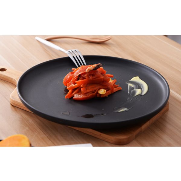 Plant Black Round Porcelain Plates 6 Inch 8 Inch 10 Inch Microwoven Safety