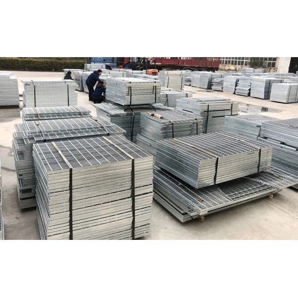 Hot Dipped Galvanized Aluminum Stainless Steel Grating for Trench Cover or Foot Plate