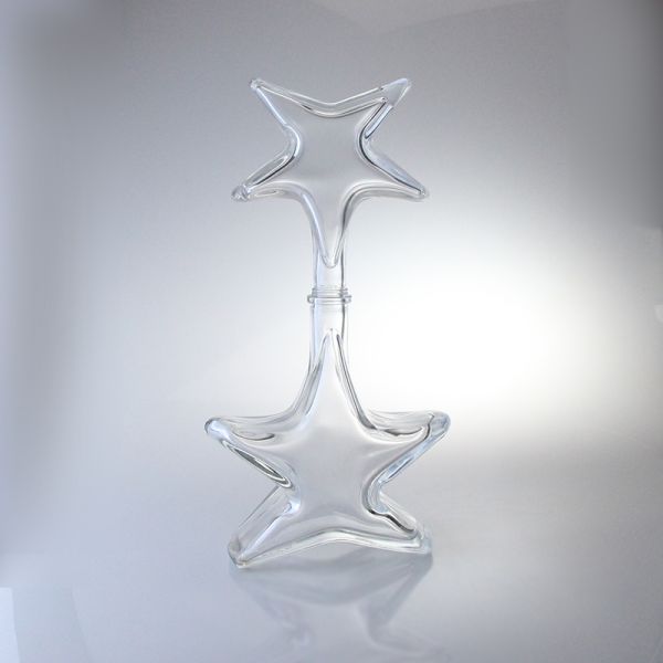 Специальная бутылка с виски, водкой и бренди, с пробковой поверхностью из стекла