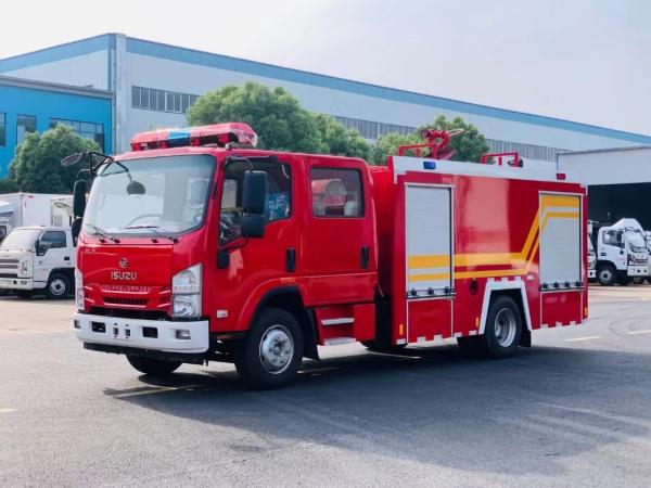 ISUZU 700p 6 Wheeler 190HP Water Tender Fire Truck , Fire Rescue Vehicle 4*2