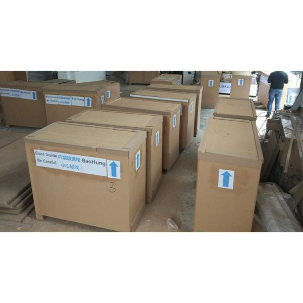 Круглые кривые деревянные белые витрины ювелирных магазинов с светодиодными светодиодами