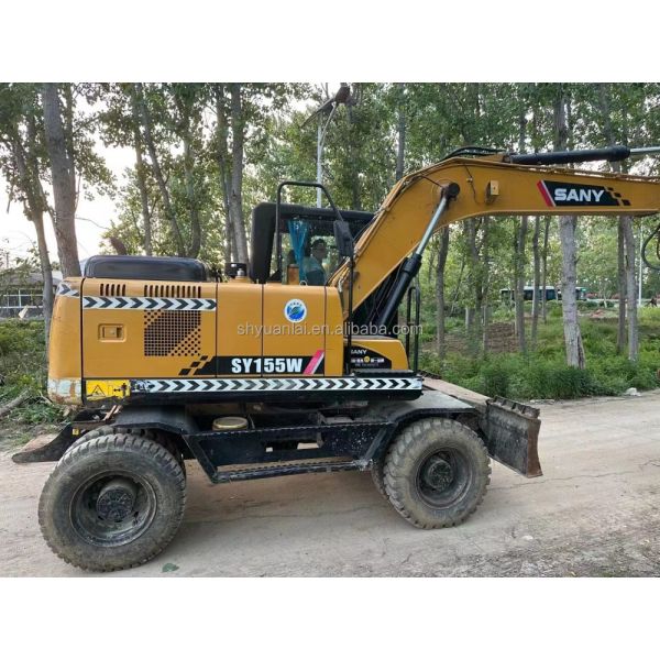 Excavateur à roues SANY 155W avec cylindre hydraulique original et moteur ISUZU