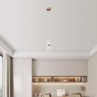 Lámpara montada de salón moderno con LED Decoración de cama de dormitorio transparente brillante luz colgante acrílica
