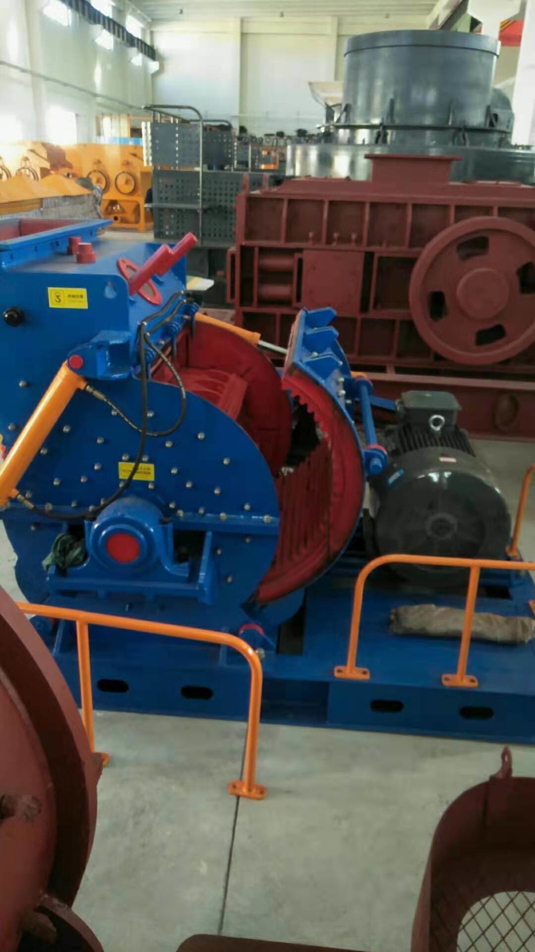Customized Request European Version of Rough Grinding Raymond Mill Mill Equipment