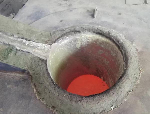 Powder Furnace Refractory Materials Lining Ramming Mass For Aluminum / Zinc Alloy