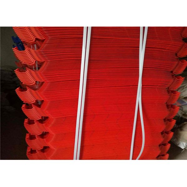 Red Color Plastic Scaffolding Safety Products , Scaffold Brick Guard Plastic Fence