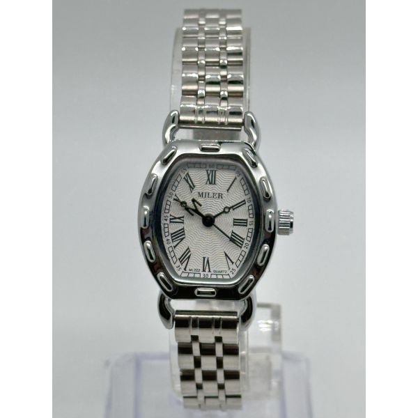 Минималистические стильные часы из нержавеющей стали с ремнями