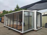Maison de conteneurs évolutifs résistant aux tremblements de terre