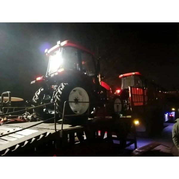 MF600 трактор колеса фермы двигателя YTO евро III с кабиной водителя и A/C