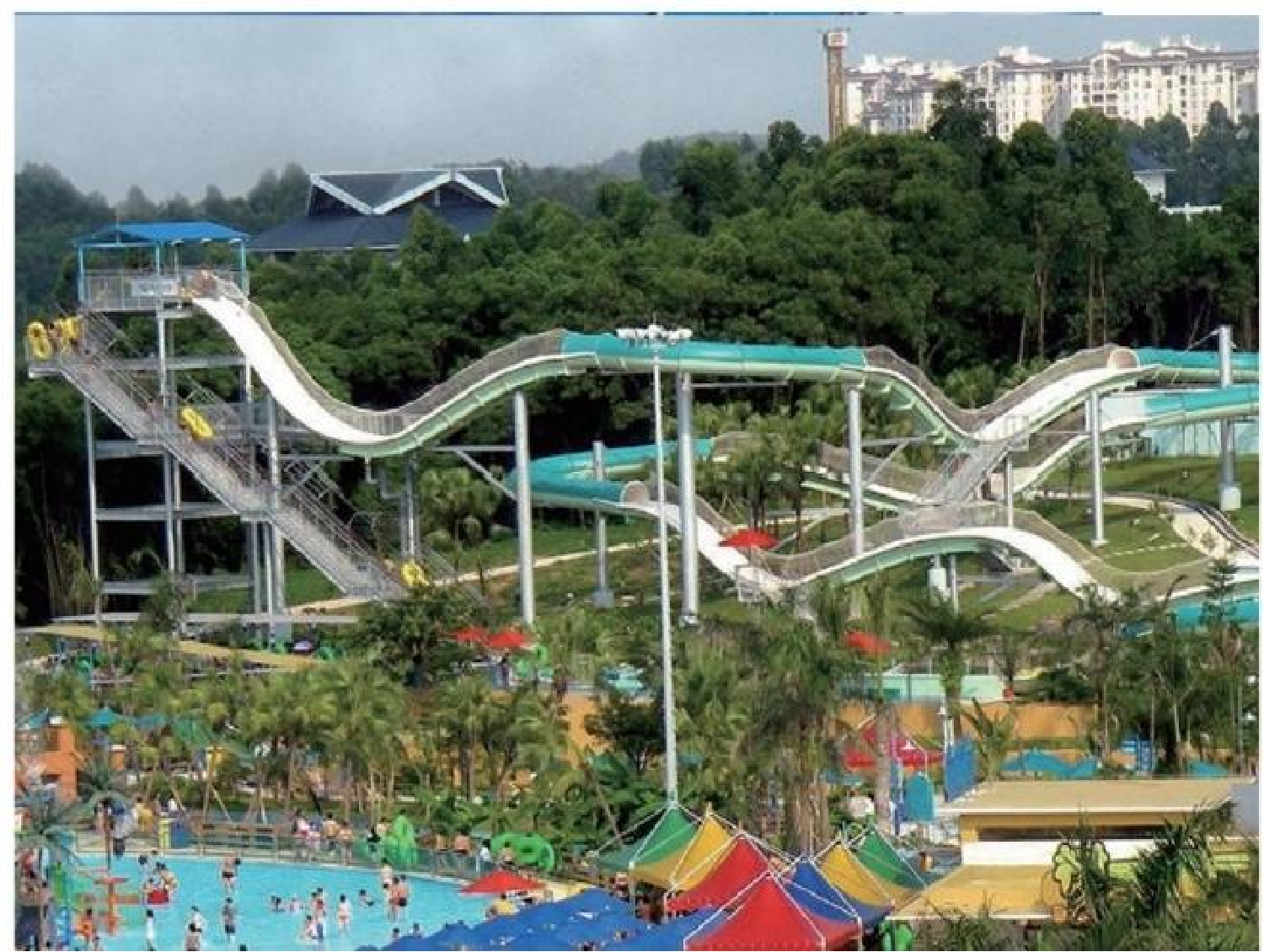 Flying Dragon Shaped Water Park Water Slide 12-18m Height Customized