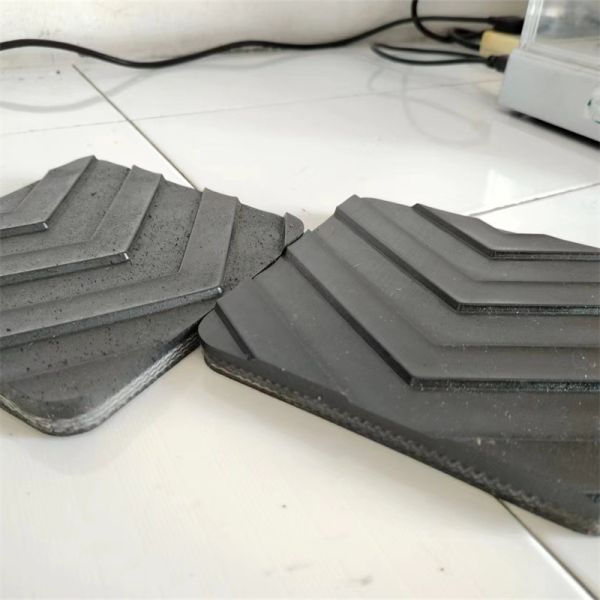 Масляностойкий конвейерный ремень из тканей