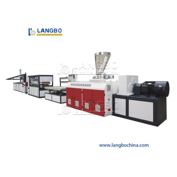 プラスチック製のPVC天井パネルプロファイル製造機械/挤出機